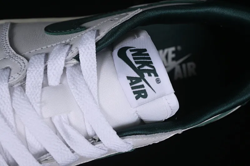All categories Air Jordan Jordan series basketball shoes Air Jordan 1 Low G version pure original Air Jordan 1 Low OG "Oxidized Green" AJ1 Joe 1 oxidized green low-top cultural basketball shoes CZ0775-133